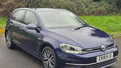 Used VW Golf VII SE 131 HP (96 kW) 2018 Hatchback