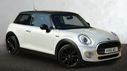 Used Mini Cooper Hatch 136 HP (100 kW) 2016 Silver Hatchback