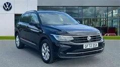 Black Used 2022 VW Tiguan Life SUV | £20,440 (Fair price)