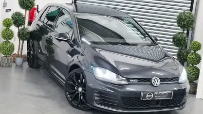Begagnad VW Golf VII GTD 184 HK (135 kW) 2015 Grå Halvkombi