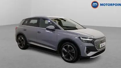 Usado Audi Q4 e-tron S-Line 125 kW (170 HP) 2022 Cinzento SUV