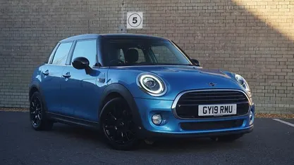 Used 2020 Mini Cooper Classic Hatchback | £14,490 (Good price)