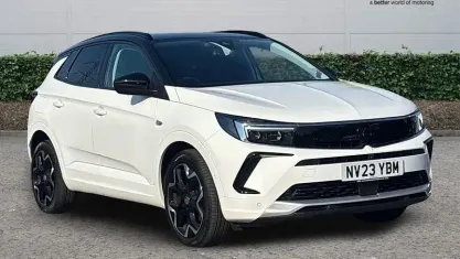 Used Vauxhall Grandland X Ultimate 131 HP (96 kW) 2023 White SUV