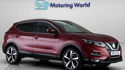 Używany Nissan Qashqai N-Motion 140 KM (102 kW) 2020 Czerwony SUV