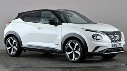 Used Nissan Juke Tekna 143 HP (105 kW) 2023 White SUV