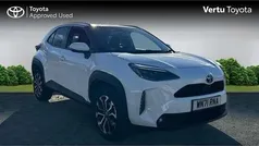 Used 2021 Toyota Yaris Hybrid Design SUV | £18,422 (Fair price)