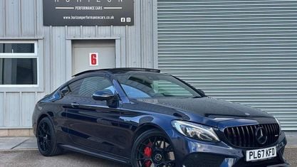 Usado Mercedes C43 AMG Premium Plus 367 HP (269 kW) 2017 Azul Coupé