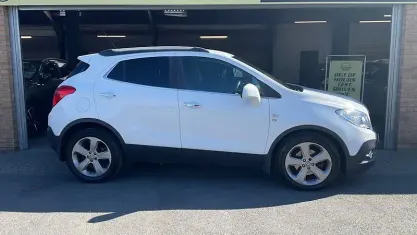 Begagnad Vauxhall Mokka 131 HK (96 kW) 2014 Vit SUV