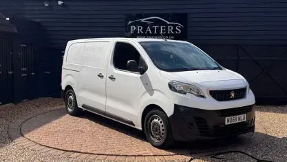 Used Peugeot Expert 95 HP (69 kW) 2019 White Van