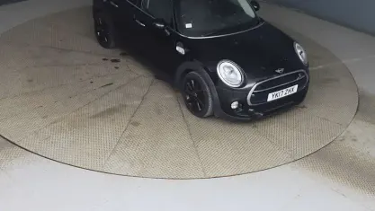 Used Mini Cooper S Hatch 192 HP (141 kW) 2017 Black Hatchback
