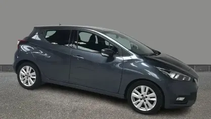Usado Nissan Micra Acenta 101 CV (74 kW) 2019 Gris Utilitario
