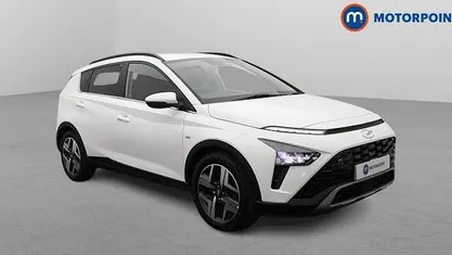 Used Hyundai Bayon Premium 101 HP (74 kW) 2023 White SUV