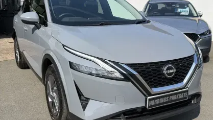 Used Nissan Qashqai Acenta Premium 158 HP (116 kW) 2023 Grey SUV