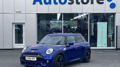 Używany Mini Cooper S Hatch 192 KM (141 kW) 2019 Niebieski Hatchback