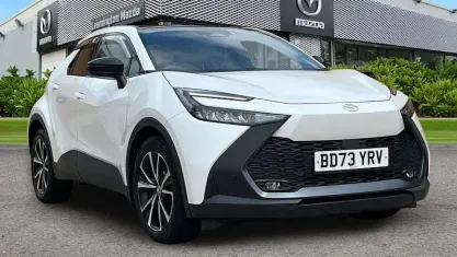 Used Toyota C-HR Design 140 HP (102 kW) 2023 White SUV