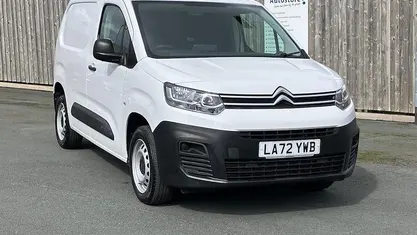 White Used 2022 Citroën Berlingo MPV | £11,995 (Fair price)