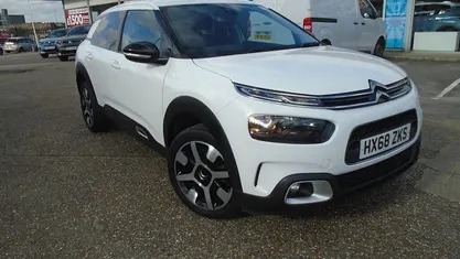 Used Citroën C4 Cactus Flair 110 HP (80 kW) 2020 Hatchback