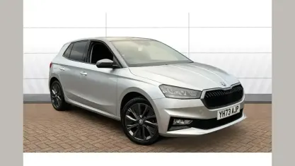 Gebraucht Skoda Fabia Colour Edition 110 PS (80 kW) 2023 Silber Kleinwagen