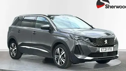 Used Peugeot 5008 Allure Premium 131 HP (96 kW) 2022 SUV