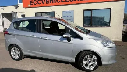 Used Ford B-MAX Zetec 101 HP (74 kW) 2015 Silver MPV