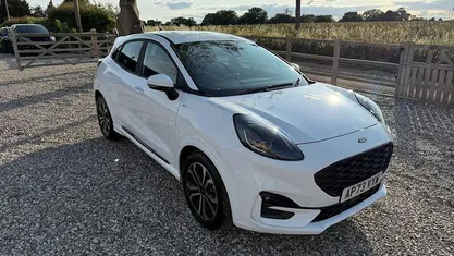 White Used 2023 Ford Puma ST-Line Hatchback | £16,995 (Fair price)