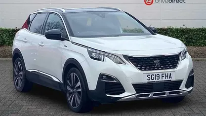 White Used 2019 Peugeot 3008 Premium Estate | £16,096 (Fair price)