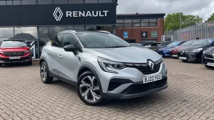 Usado Renault Captur R.S. 140 HP (102 kW) 2022 SUV