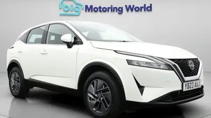 Used Nissan Qashqai Acenta Premium 158 HP (116 kW) 2023 White SUV