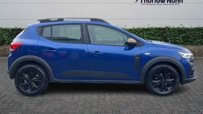 Used Dacia Sandero Extreme 110 HP (80 kW) 2024 Blue Hatchback