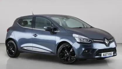 Used Renault Clio Dynamique 110 HP (80 kW) 2017 Grey Hatchback