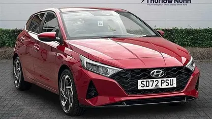 Used Hyundai i20 Premium 101 HP (74 kW) 2022 Red Hatchback