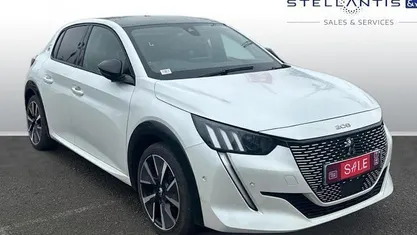 Used Peugeot e-208 Premium 100 kW (136 HP) 2021 Hatchback