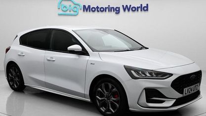 Używany Ford Focus ST-Line 155 KM (114 kW) 2024 Biały Hatchback