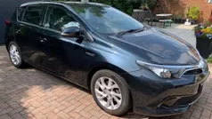 Used 2017 Toyota Auris Hybrid Business Edition Hatchback | £13,599 (Fair price)