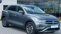 Used 2022 VW T-Roc Style SUV | £22,215 (Fair price)