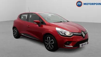 Used Renault Clio IV Play 90 HP (66 kW) 2018 Red Hatchback