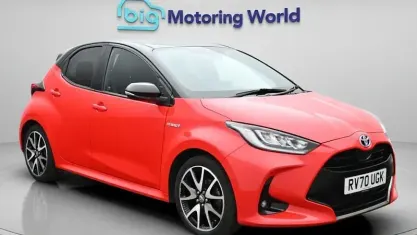 Begagnad Toyota Yaris Hybrid Edition 116 HK (85 kW) 2022 Halvkombi