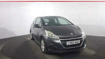 Begagnad Peugeot 208 Active 82 HK (60 kW) 2015 Grå Halvkombi