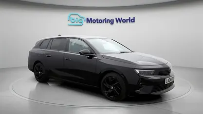 Used Vauxhall Astra S 131 HP (96 kW) 2024 Black Estate