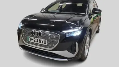 Używany Audi Q4 Sportback e-tron S-Line 150 kW (204 KM) 2023 Czarny SUV