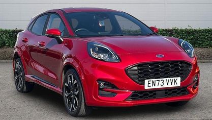 Używany Ford Puma ST-Line X 125 KM (91 kW) 2023 Czerwony SUV