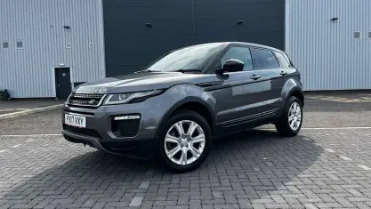 Used Land Rover Range Rover evoque SE 179 HP (131 kW) 2018 Hatchback