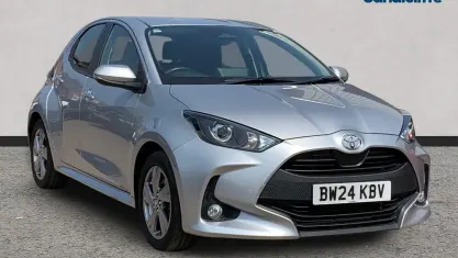 Used Toyota Yaris 116 HP (85 kW) 2025 Silver Hatchback