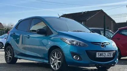 Used Mazda 2 Edition 84 HP (61 kW) 2013 Blue Hatchback