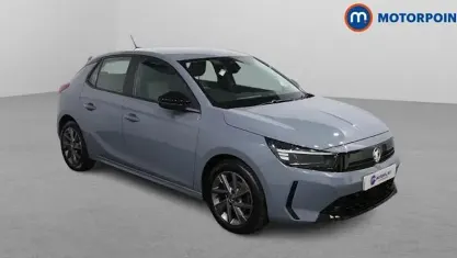 Usado Vauxhall Corsa Design Edition 75 HP (55 kW) 2023 Cinzento Citadino