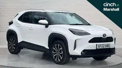 White Used 2022 Toyota Yaris Cross Design SUV | £19,314 (Fair price)