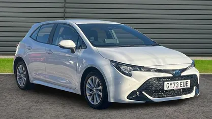 Used Toyota Corolla 140 HP (102 kW) 2026 Hatchback