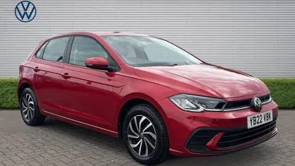 Used VW Polo Life 95 HP (69 kW) 2022 Red Hatchback
