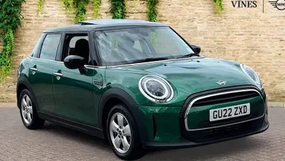 Used Mini Cooper Classic 136 HP (100 kW) 2022 Green Hatchback