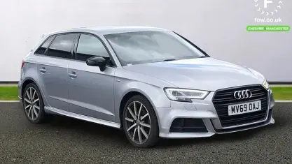 Usado Audi A3 Sportback Black Edition 116 HP (85 kW) 2019 Prateado Citadino
